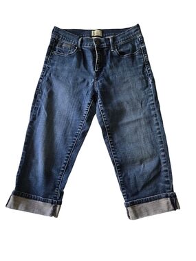 Levi’s 515 Capri Jeans Women’s 28 Cuffed Cropped Stretch Denim